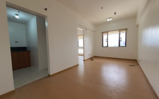 Spotless 1-Bedroom Condo Unit for Sale in Eastwood Excelsior Condo