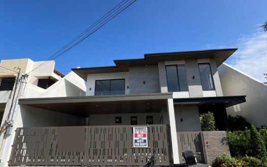 Amazing 5-Bedroom House for Sale in BF Homes Parañaque