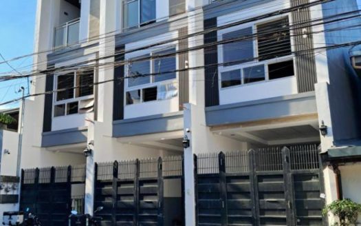 Soothing 2-Bedroom Townhouse for Sale in Scout Area, Quezon City