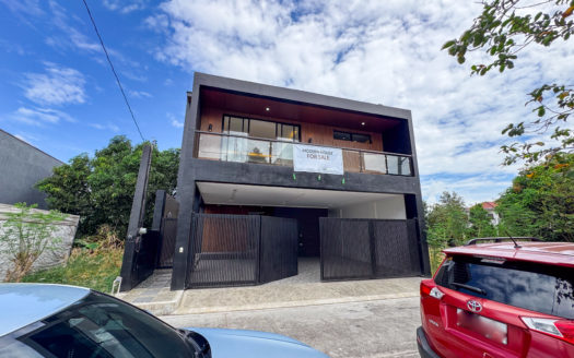 Modern Industrial 6-Bedroom House and Lot in Greenwoods Executive Village, Taytay Rizal