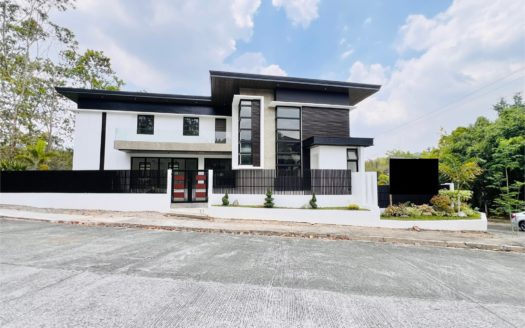 Elegant 5-Bedroom House and Lot for Sale in Sun Valley Residential Estates, Antipolo