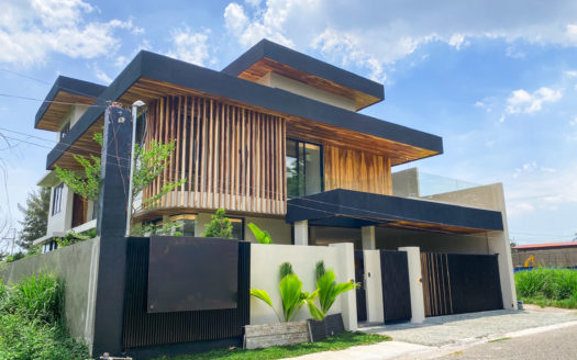 Outstanding 5-Bedroom House and Lot for Sale in Geneva Gardens Subdivision, Fairview, Quezon City