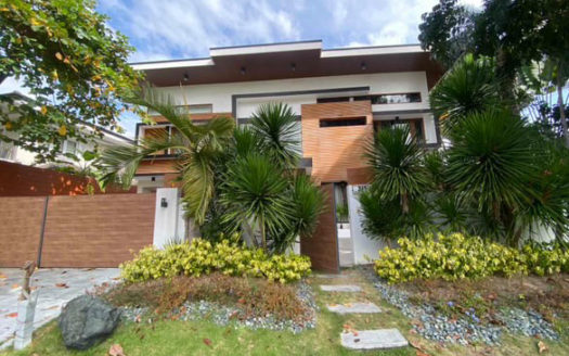 Stunning 4-Bedroom House and Lot for Sale in Ayala Alabang, Muntinlupa
