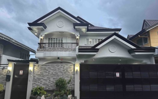 Contemporary 5-Bedroom House and Lot for Sale in Filinvest East Homes, Cainta, Rizal