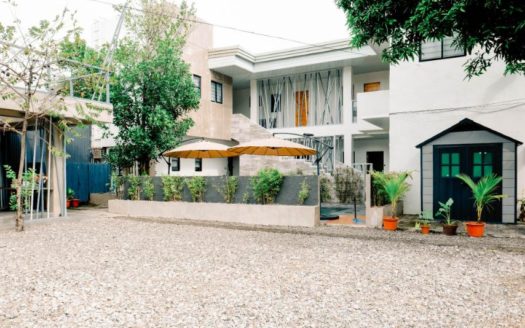 Fabulous 8-Unit Apartment for Sale in Estefania, Bacolod City