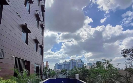 Modern 1-Bedroom Condo Unit for Sale in Project 4, Quezon City