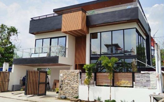 Picturesque 4-Bedroom House and Lot for Sale in Pasong Putik Proper, Quezon City
