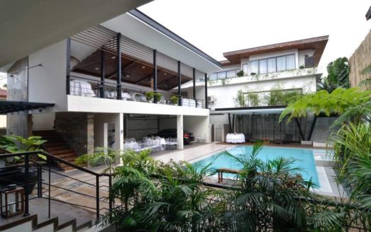 Picturesque 5-Bedroom House and Lot for Sale in. Valle Verde, Pasig City