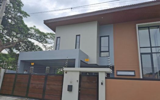 Sensational 4-Bedroom House and Lot for Sale in Salitran, Dasmariñas, Cavite