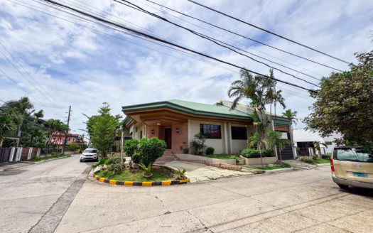 Sensational 4-Bedroom House and Lot for Sale in Tahanan Village, Parañaque City