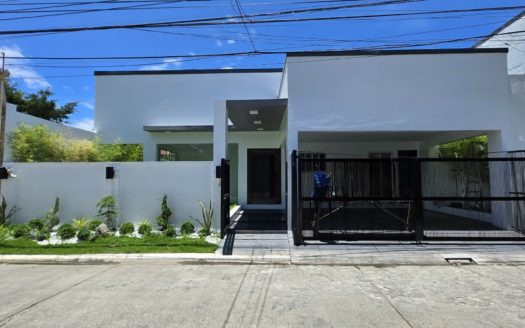 Stunning 4-Bedroom House and Lot for Sale in BF Homes, Parañaque City