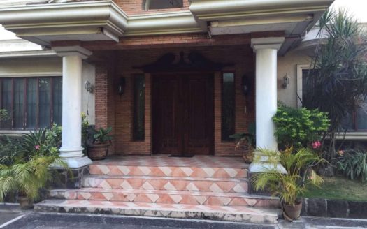 Timeless 9-Bedroom House and Lot for Sale in Pamplona Tres, Las Piñas