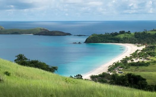 8,333 SQM Vacant Lot for Sale in Calaguas Island, Camarines Norte