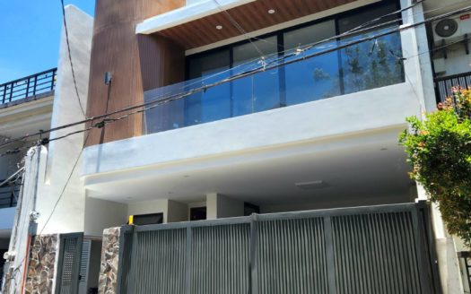 Pristine 5-Bedroom House and Lot for Sale in Greenwoods Executive Village, Taytay, Rizal