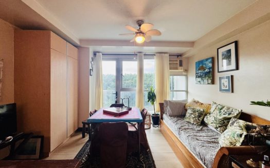 Sensational Studio Unit with Balcony for Sale in Golf Hills Garden, Capitol Drive, Quezon City
