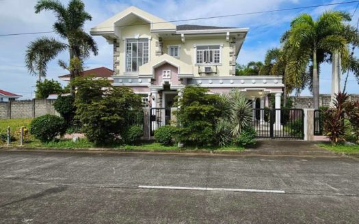 Sleek 4-Bedroom House and Lot for Sale in South Forbes, Silang, Cavite