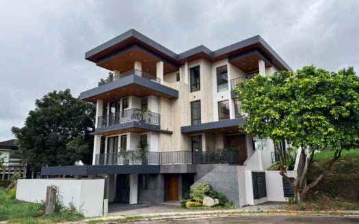 Astonishing 5-Bedroom House and Lot for Sale in Ayala Westgrove Heights, Silang, Cavite