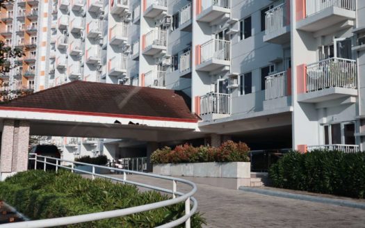 Lush 2-Bedroom Condo Unit for Sale in Field Residences, Las Piñas City