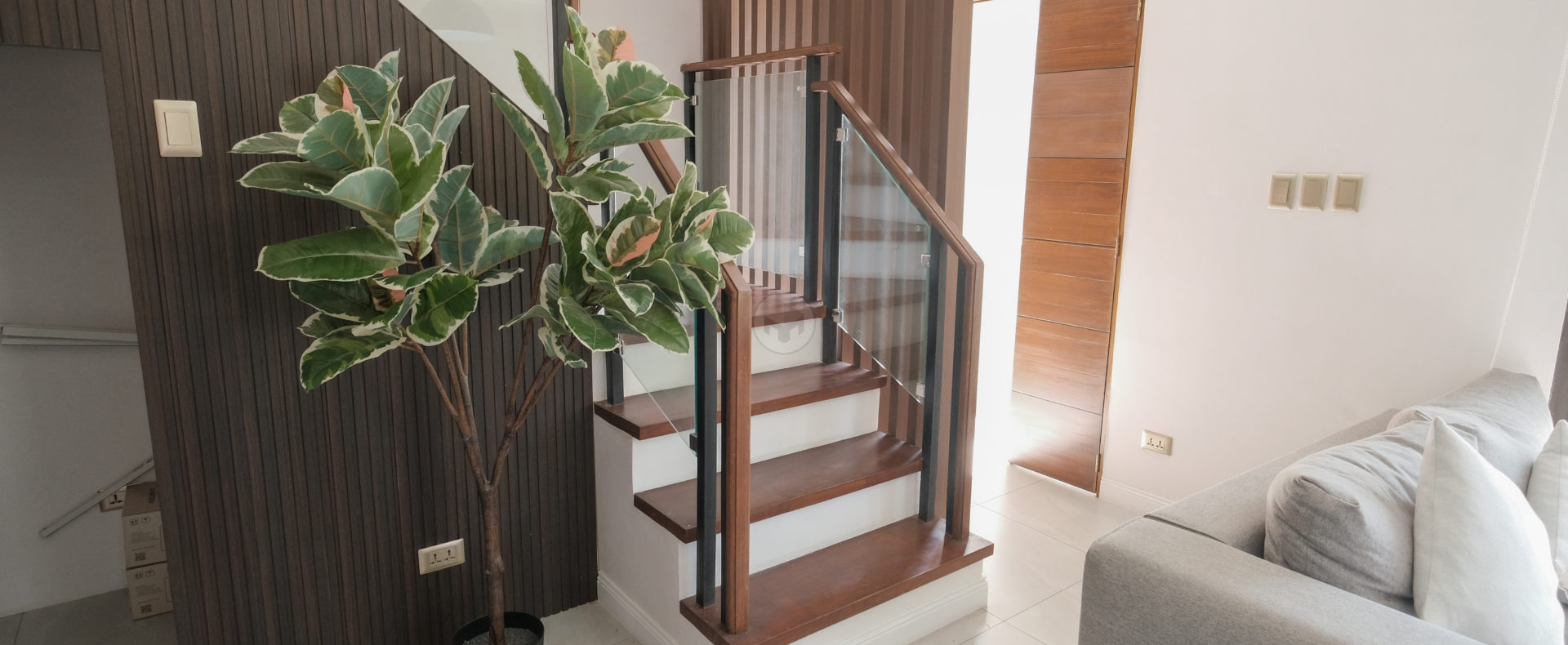 Lavish4-BedroomHouseandLotforSaleinQuezonCity-4.jpg