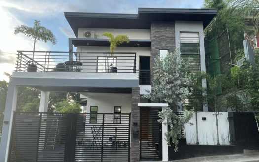 Gleaming 3-Bedroom House and Lot for Sale in Ridgemond Executive Village, San Isidro, Taytay, Rizal