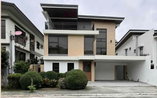 Captivating 5-Bedroom House and Lot for Sale in Nuvali, Calamba, Laguna