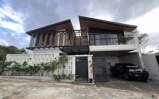 Contemporary 5-Bedroom House and Lot for Sale in Tagaytay