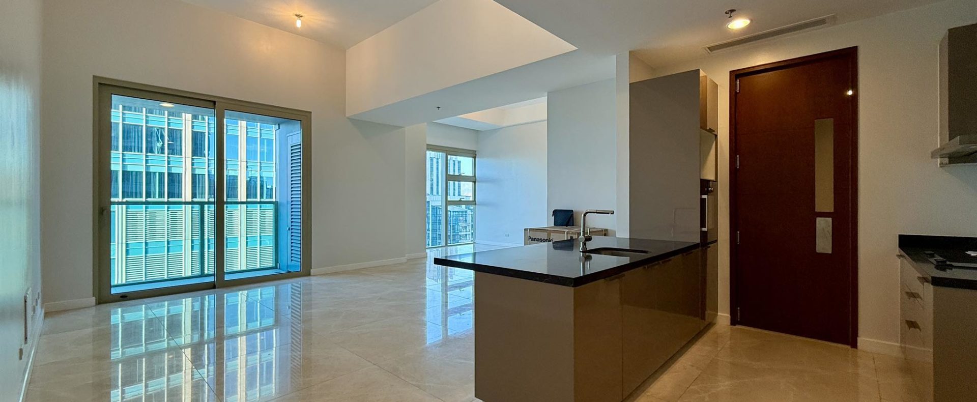 Lavish3-BedroomCondoUnitforSaleinGrandHyattResidencesBGCTaguigCity-7.jpg