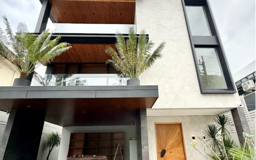 Sensational 4-Bedroom House and Lot for Sale in Alabang Hills, Muntinlupa