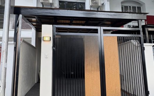 Splendid 4-Bedroom Townhouse for Sale in Diliman, Quezon City