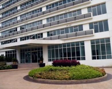 Vibrant Studio Type Condo Unit for Sale in 5th Ave Place, Fort Bonifacio, Taguig