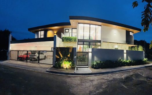 Fabulous 5-Bedroom House and Lot for Sale in Pasong Tamo, Quezon City