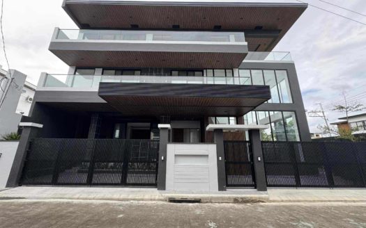 Lavish 5-Bedroom House and Lot for Sale in Greenwoods Executive Village, Cainta, Rizal