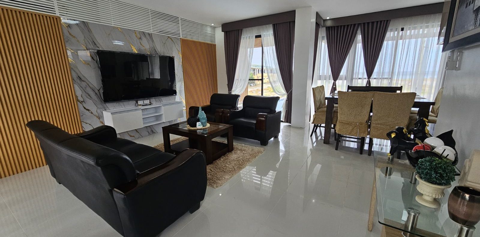 Notable3-BedroomHouseandLotforSaleinMorongBataan-3.jpg