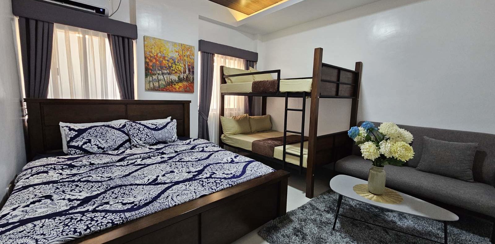 Notable3-BedroomHouseandLotforSaleinMorongBataan-5.jpg