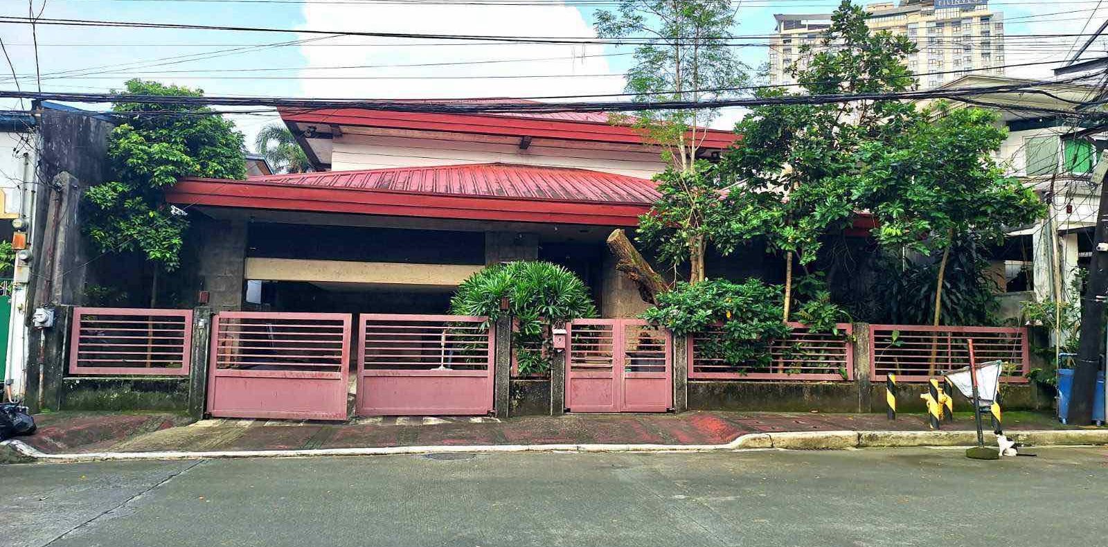 Refined3-BedroomHouseandLotforSaleinPhilamHomesQuezonCity-1.jpg