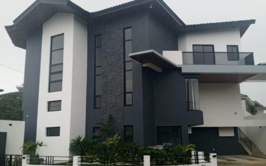 Upscale 5-Bedroom House and Lot for Sale in Verdana Homes, Bacoor, Cavite