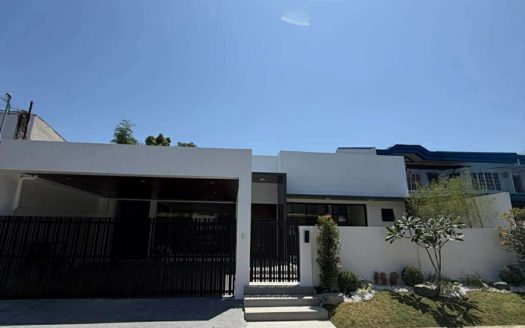 Charming 4-Bedroom House and Lot for Sale in BF Homes, Parañaque