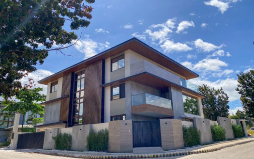 Pristine 6-Bedroom House and Lot for Sale in Tivoli Royale, Quezon City