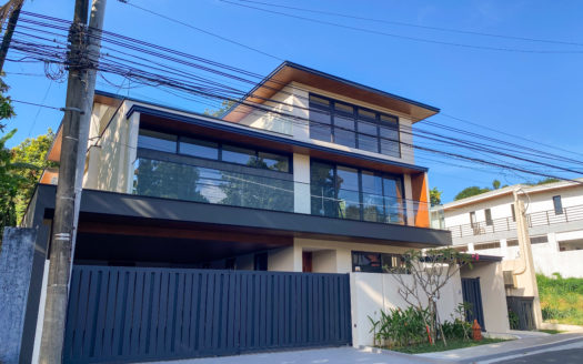 Dazzling 6-Bedroom House and Lot for Sale in Mira Nila, Quezon City
