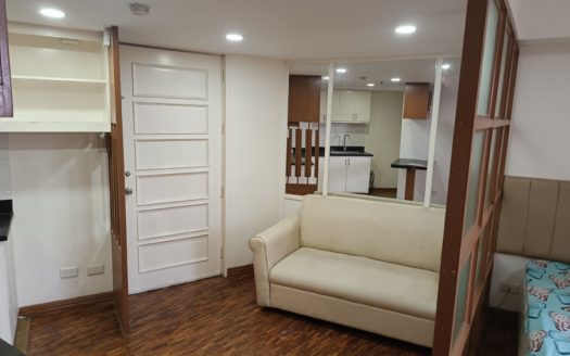 Refined Studio Type Condo Unit for Sale in Virra 1 Condominium, Poblacion, Makati