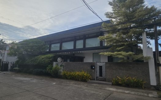 Stately 5-Bedroom House and Lot for Sale in BF Homes, Parañaque