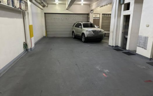 5-Storey Commercial Building for Sale in Sta, Cruz, Manila