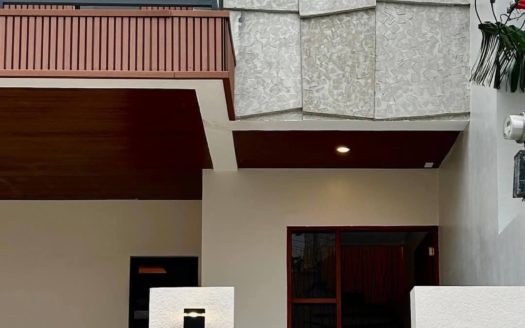Decorative 3-Bedroom House and Lot for Sale in Katarungan Village, Muntinlupa City