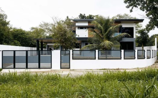 Masterpiece 4-Bedroom House and Lot for Sale in Hacienda Sta. Monica, Lipa City, Batangas