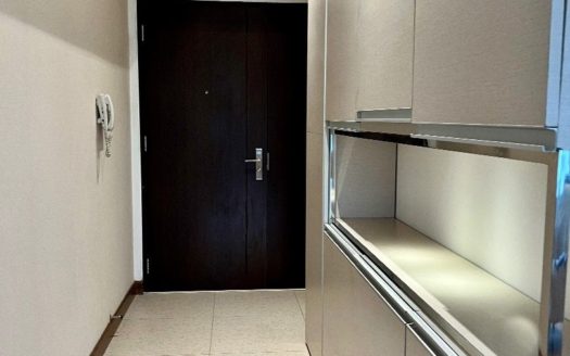 Posh 1-Bedroom Condo Unit for for Sale in Shang Salcedo Place, Salcedo Village, Makati