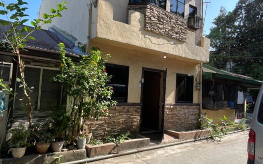 Warm 3-Bedroom Townhouse for Sale in Capitol Park Homes 2, Camarin, Caloocan City